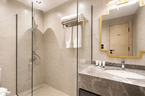 Luxury Double Room, Mountain View | Bathroom | Shower, hair dryer, slippers, towels - The Stay Pyramids Inn (Giza)