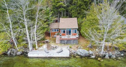 Lazy Daze Beech Hill Pond - New! Waterfront Camp