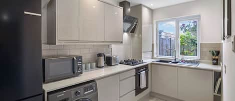 Fridge, microwave, oven, dishwasher