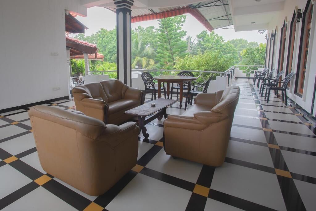 Deluxe Double Room, Garden View | Terrace/patio
