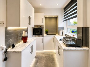 Apartment, 1 Bedroom | Interior