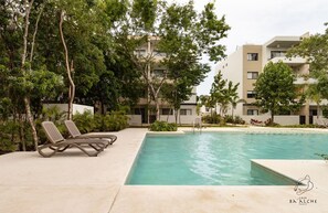 Pool - Amazing 3 BR apartment CASA TIBURON w / 4 Pools / BBQ / 10 min Drive to Beach (Playa del Carmen)