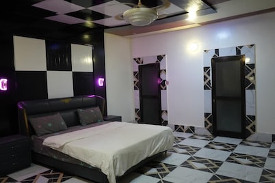 Zion Apartment
