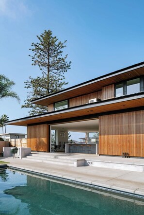 Pool - OCEAN VIEW DESIGNER ESTATE SOLANA BEACH (Solana Beach)