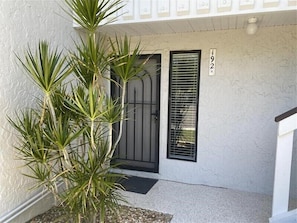 Entrance - Runaway Bay 192 - Direct bayfront, beach, pool and gym (Bradenton Beach)