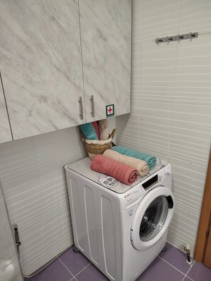 Interior - Athanasiou Apartment with Sea & Mountain Views (Leptokarya)