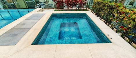 Apartment | Pool | Outdoor pool
