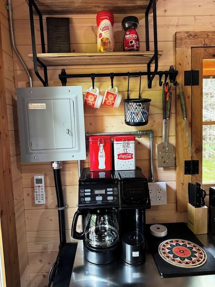 Microwave, coffee/tea maker, toaster, cookware/dishes/utensils