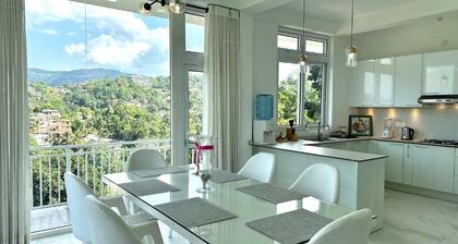 The Secret Heaven - Kandy