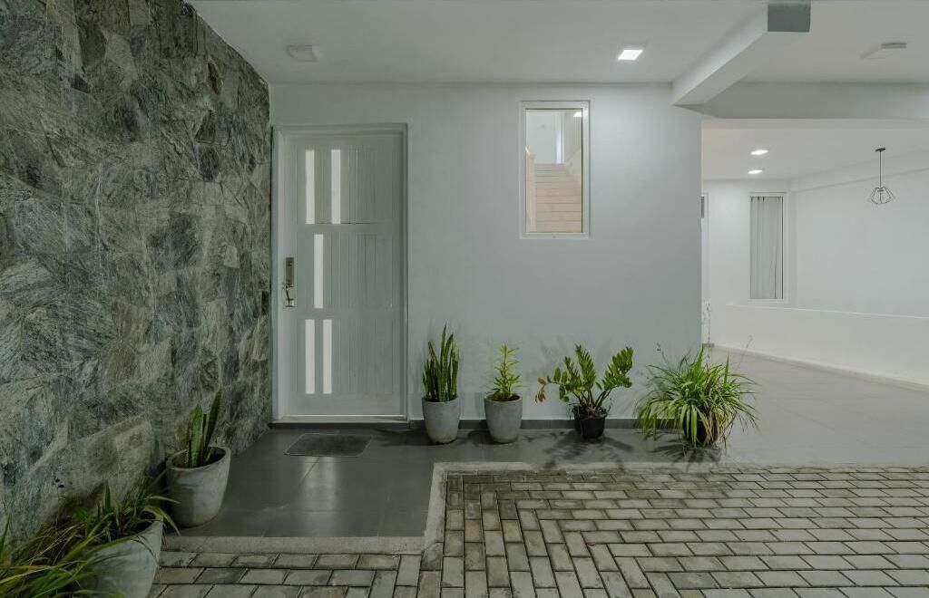 Deluxe Double Room, Balcony, Mountain View | Interior