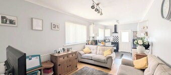 Spacious 5BR | Ideal for Contractors & Long Stays