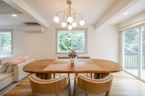 Dining - 4BR Seattle Stunner | w/ Summer Deck by Green Lake (Seattle)