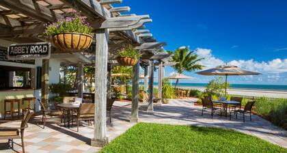 Key West 2BR Retreat – Ocean Views & Island Adventure