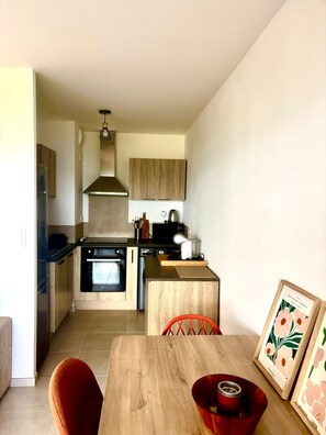 Private kitchen - Comfortable apartment... (Pietrosella)