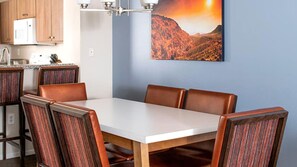 Dining - Family Vegas Escape – More Space Near the Strip (Las Vegas)
