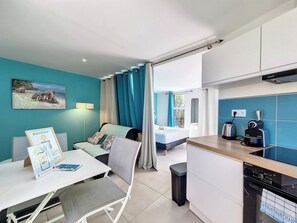 Interior - Aybowan - Jacuzzi - Terrasse - AC (Les Avirons)