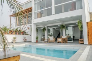 Pool - Vrbo Property (Ancón)