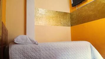 1 bedroom, internet, bed sheets