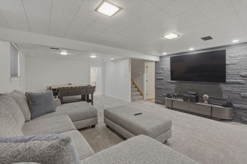 Bright Family Retreat W/sauna + Game Room - Morrison