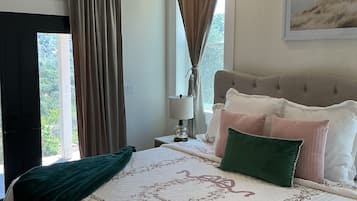 1 chambre, fer et planche à repasser, Wi-Fi gratuit, draps fournis
