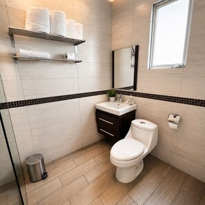 Bathroom - Vrbo Property (Tetlatlahuca)