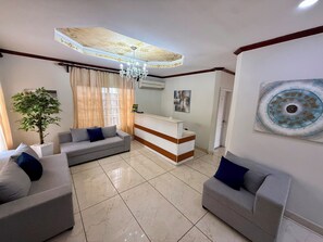 Lobby - Hotel Villas Lazief Ejecutivo (San Pedro Sula)