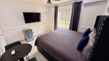 Kamar Mewah | Selimut bulu angsa, setrika/meja setrika, Wi-Fi gratis, dan seprai linen