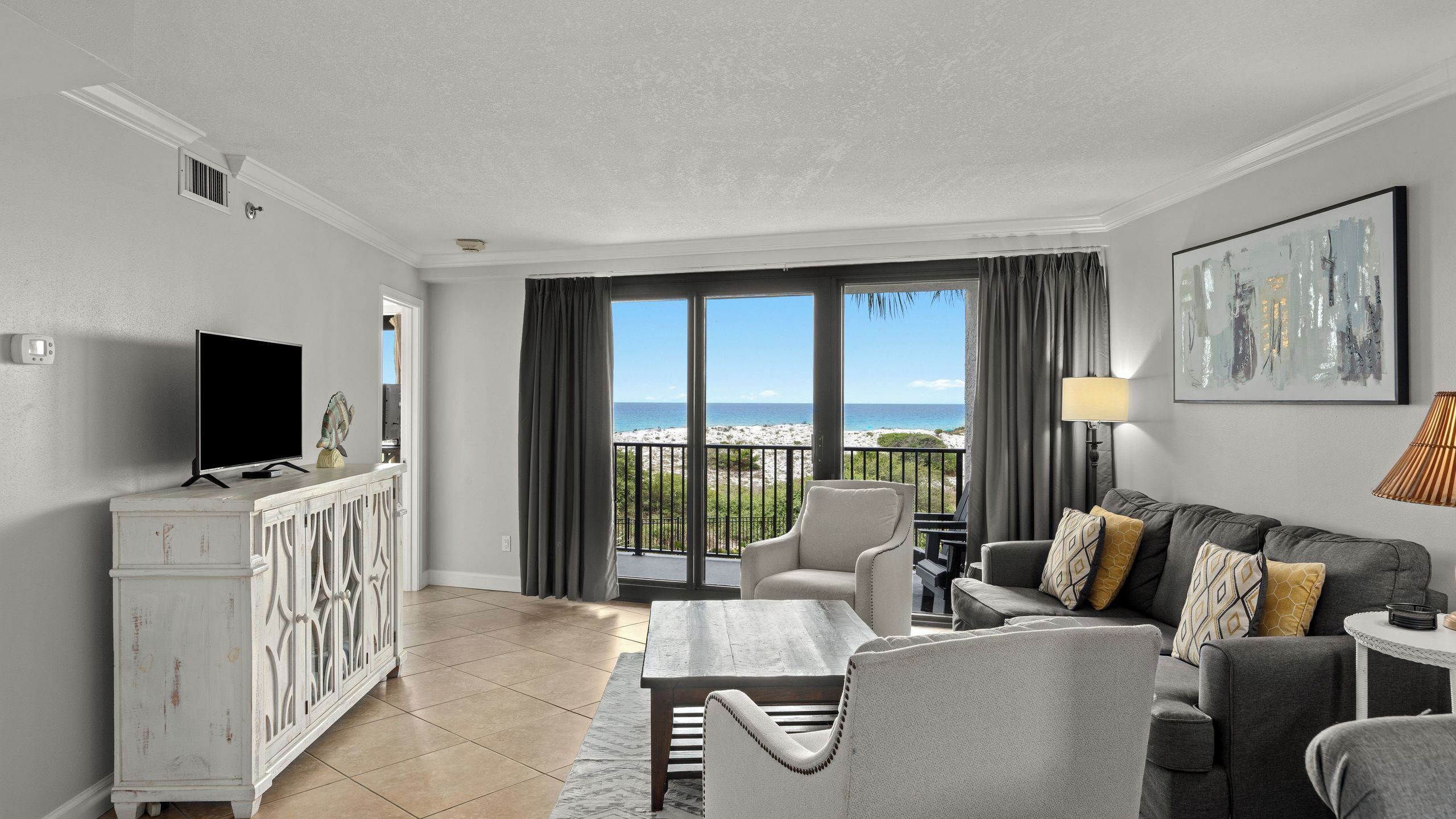 Apartment (2 Bedrooms) | Front of property