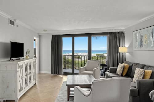 Apartment (2 Bedrooms) | Front of property