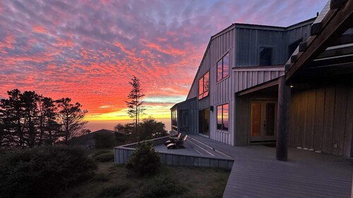 7 Blue Mile/White Water & Sea Cliff Views+Hot Tub