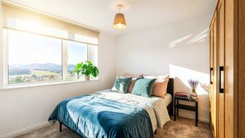 5 Schlafzimmer, Bügeleisen/Bügelbrett, WLAN, Bettwäsche
