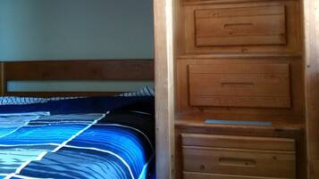 4 bedrooms