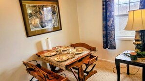 Dining - Jacuzzi Hot Tub in Main Bedroom! 1,000 Square Feet - Camp Fire - Kayaks & Bikes! (Angola)
