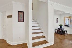 Interior - Sea Sight B: Chic 3BR Family Nest (Tybee Island)