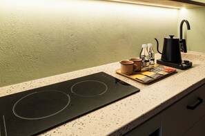 Deluxe Double Room | Private kitchen - Obra Hotel (Medellin)
