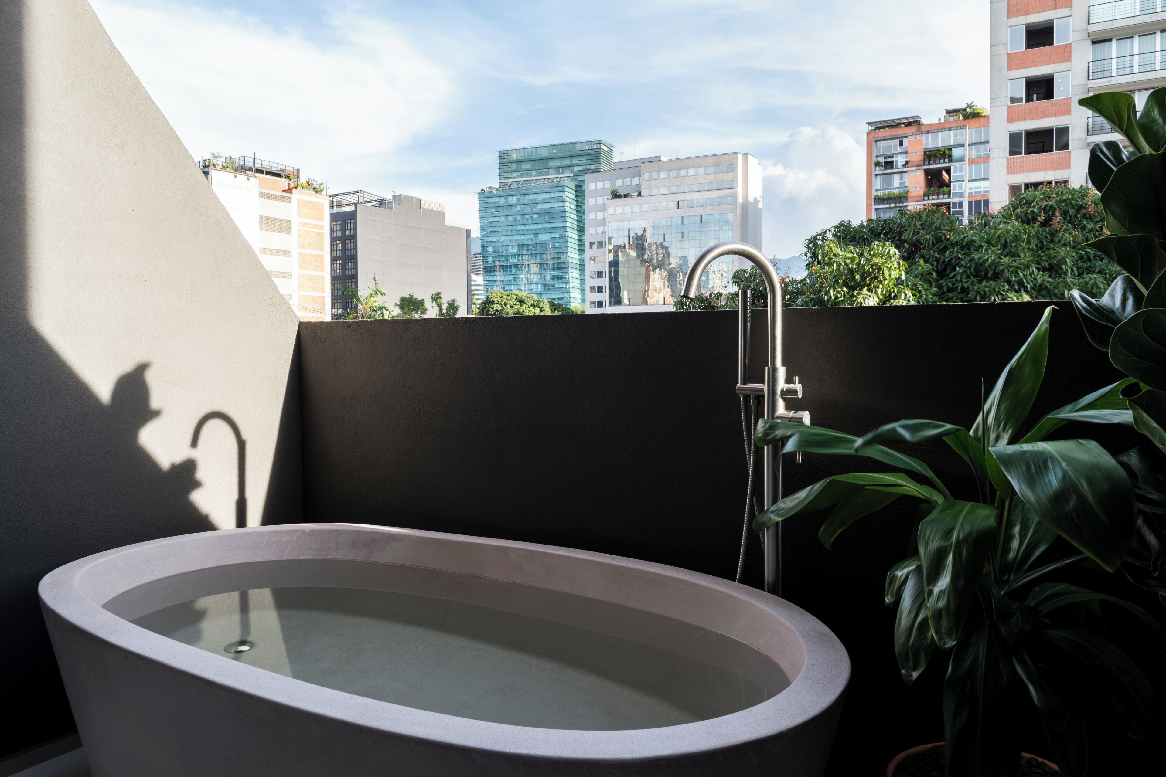 Private spa tub