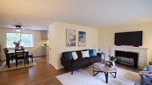 Living area - Cozy 3BR Seattle Home Steps from World Cup Action at Lumen Field (Shoreline)