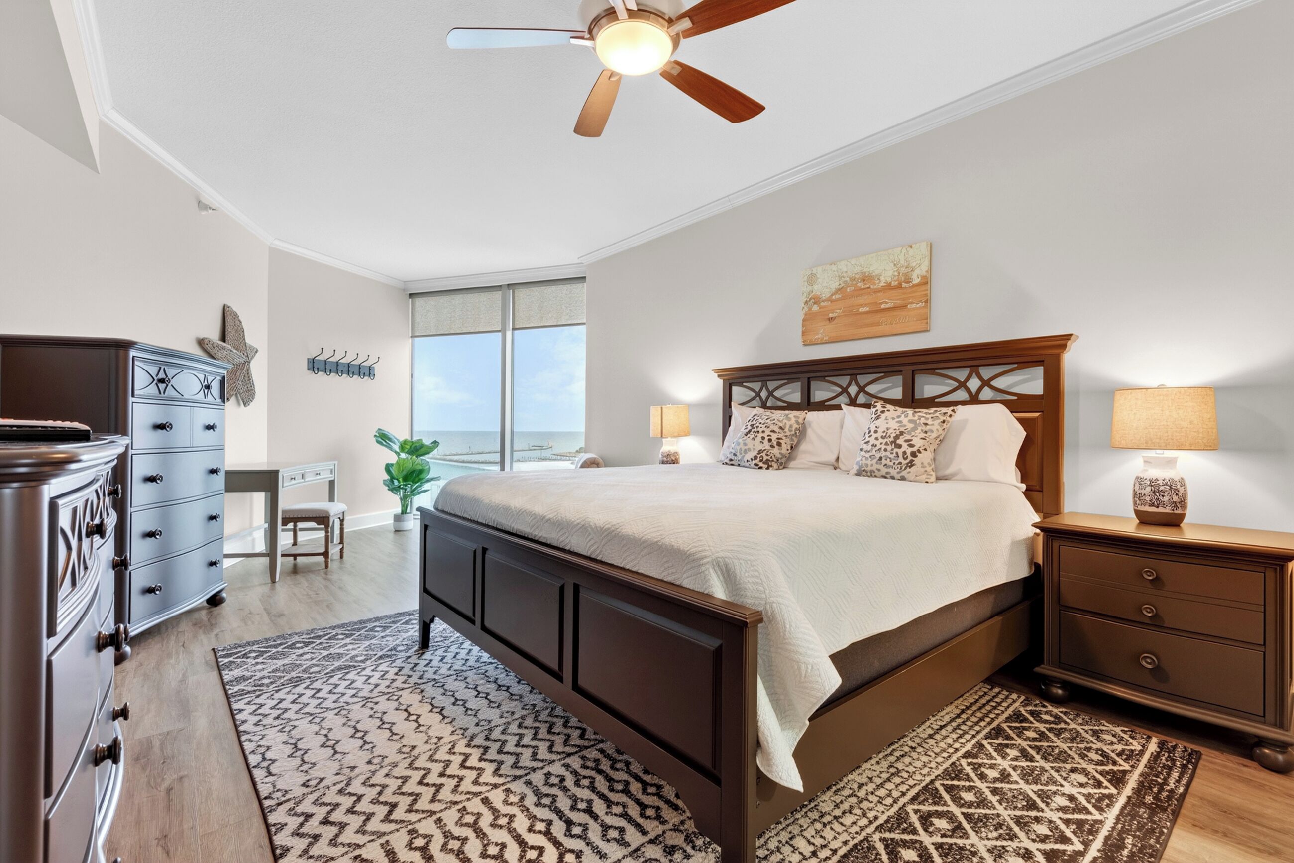 Biloxi Beachfront Condo W/optional Cabana - 比洛克西