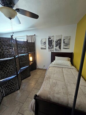 WiFi, bed sheets - Casita Sol - A Bright and Cozy Hideaway (Las Cruces)