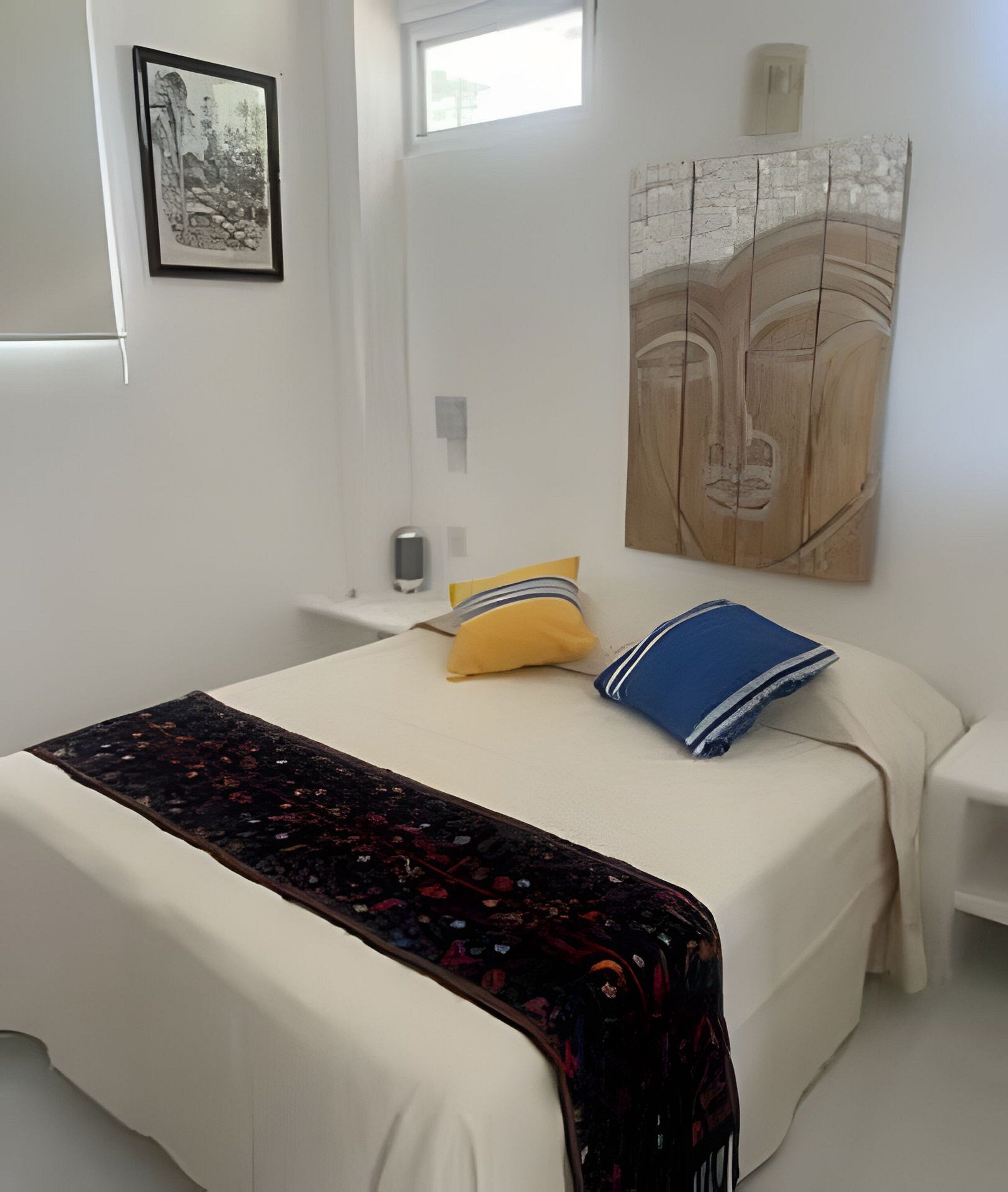 Egyptian cotton sheets, premium bedding, Select Comfort beds, desk