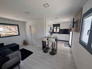 Living area - Vrbo Property (Pedraído)
