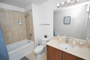 Bathroom - 29th Floor 2BR Grant Park Suite with Balcony, Gym (Chicago)