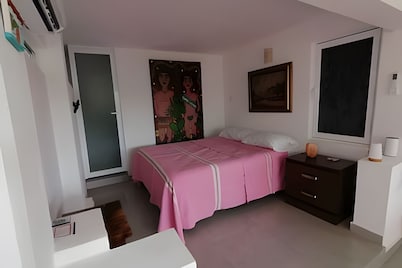 Pinky Playa Salchi Valentina
