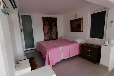 Pinky Playa Salchi Valentina