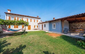 Exterior - Apartment 2430/207652 (Istria - Galižana), 5000m from the beach (Galižana)