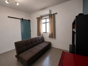 Living area - Vrbo Property (Juárez)