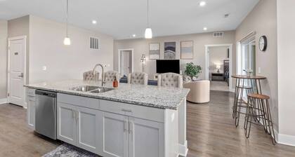 Stylish Stay Minutes from Downtown GR