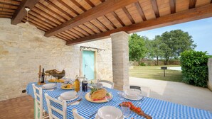 Unclassified image, 2 of 34, button - Villa Longo (Istria - Glavani) (Glavani)