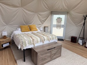 Room - Jasper Gateway Glamping (Hinton)