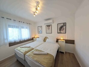 3 bedrooms, WiFi